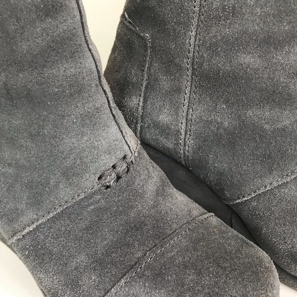 TOMS Desert Wedge Booties Gray - Picture 2 of 9